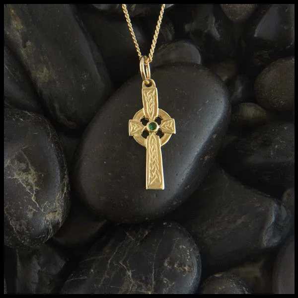 Kelly Celtic Cross Pendant in 14K Gold