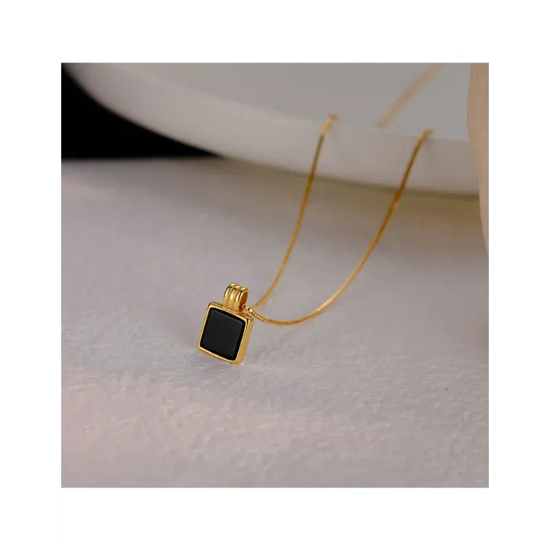 Retro Square Black Zircon Pendant Necklace Chain For Women Titanium Steel Simplicity choker Necklace Silver Plated Girls Jewelry