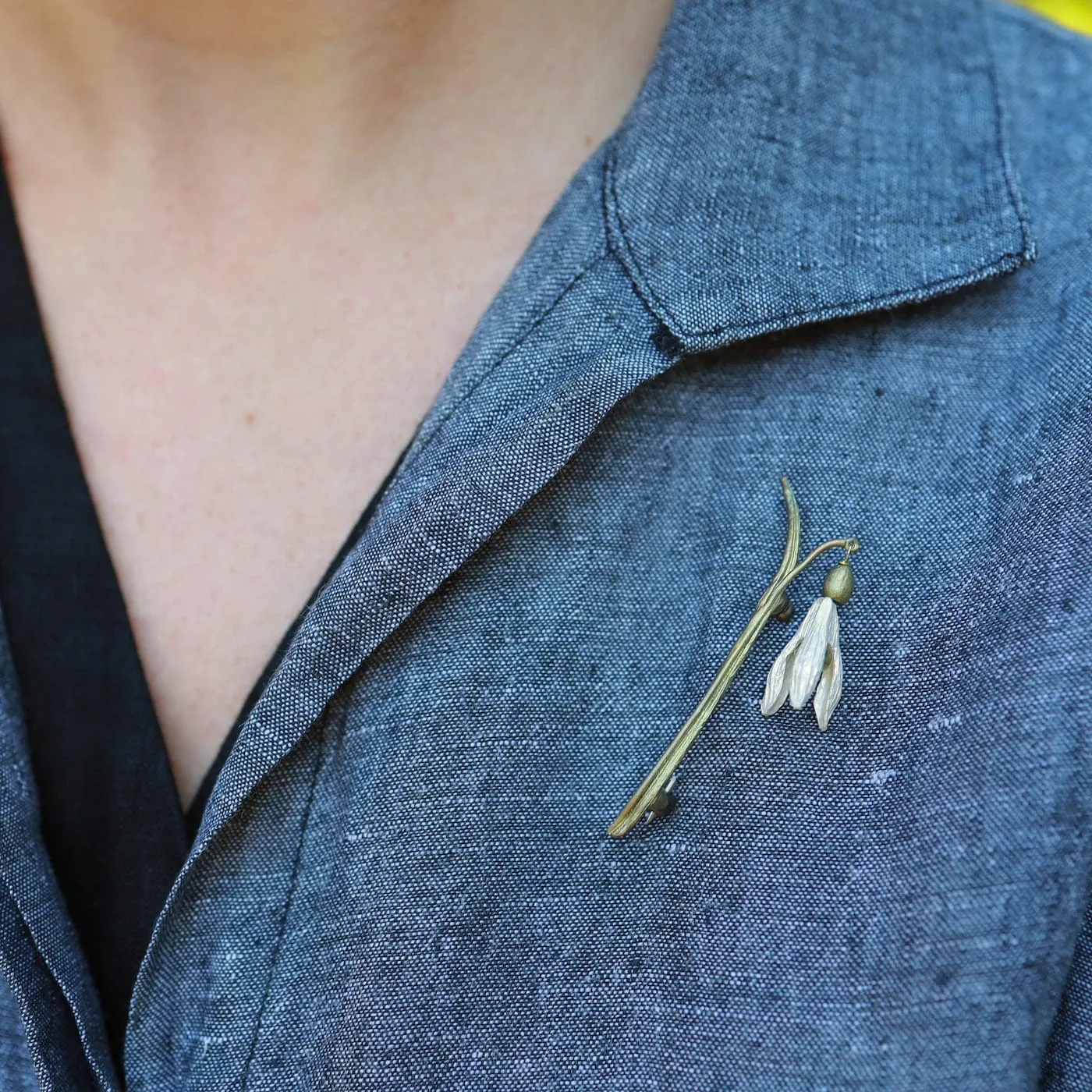 Snowdrops Dainty Brooch