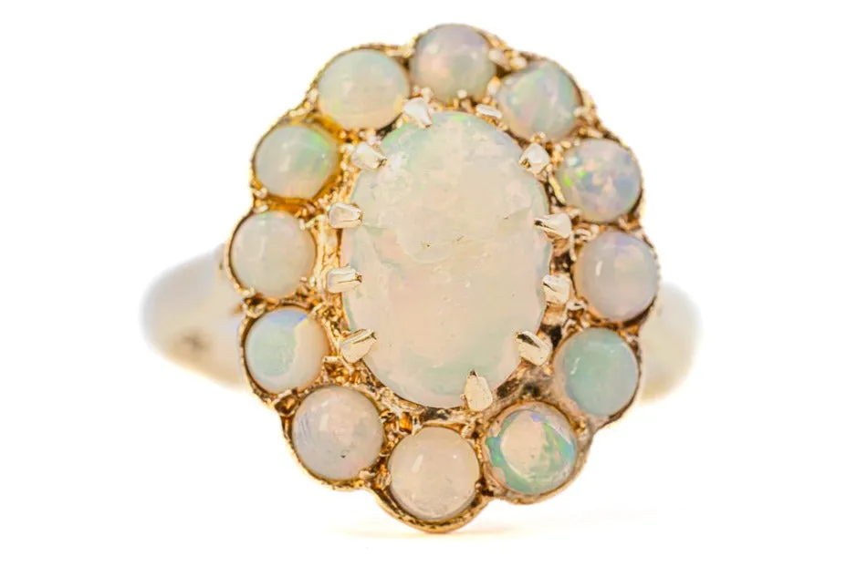 Stunning Vintage 9ct Yellow Gold 13-Stone Opal Cluster Ring