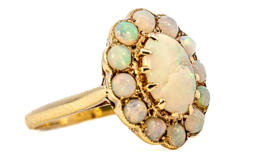 Stunning Vintage 9ct Yellow Gold 13-Stone Opal Cluster Ring