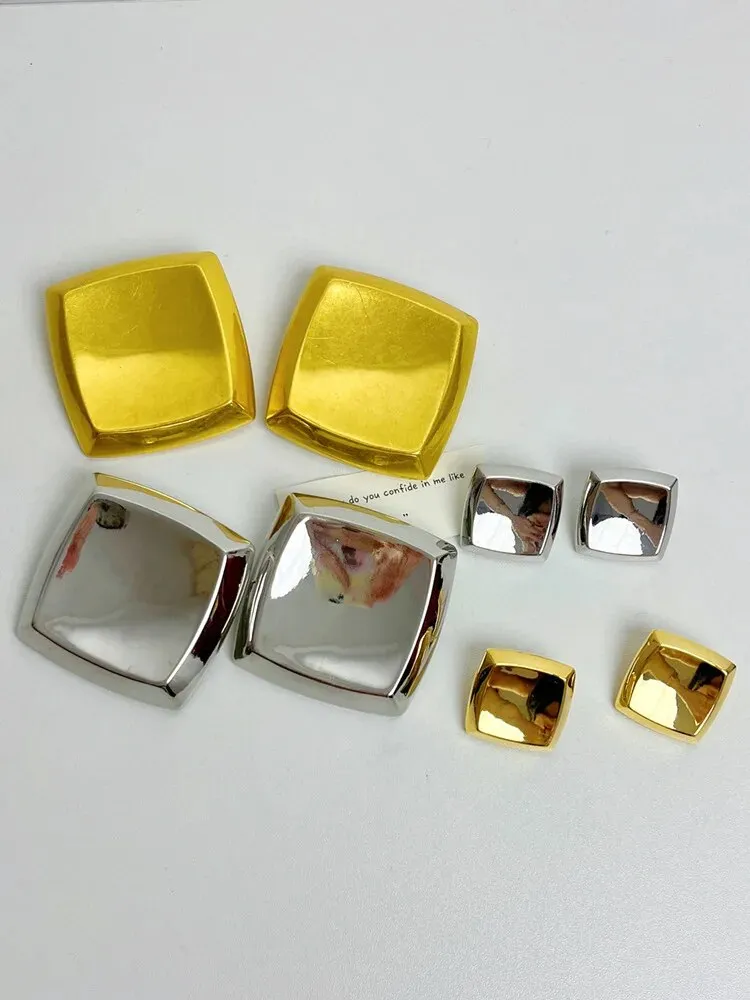 TEEK - Square Beveled Hollow Earrings